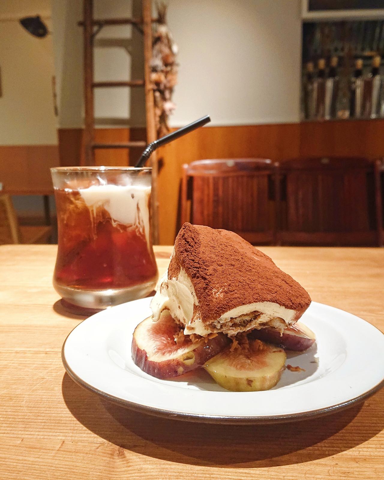ティラミスが絶品の超人気カフェの姉妹店が大阪なんばに 季節の無花果を堪能 Nomukkoが投稿したフォトブック Sharee