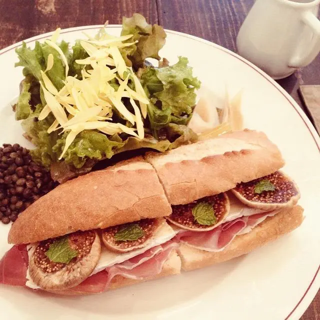 二子玉川でおしゃれランチを楽しむ キャベツ王子が投稿した記事 Lemon8