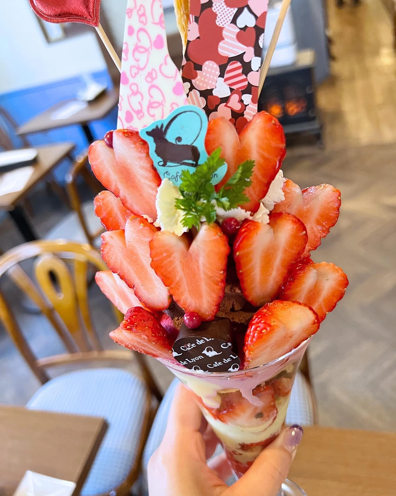 名古屋市 中村区 カフェドリオンの可愛いすぎるバレンタインパフェ Chii5951が投稿したフォトブック Lemon8