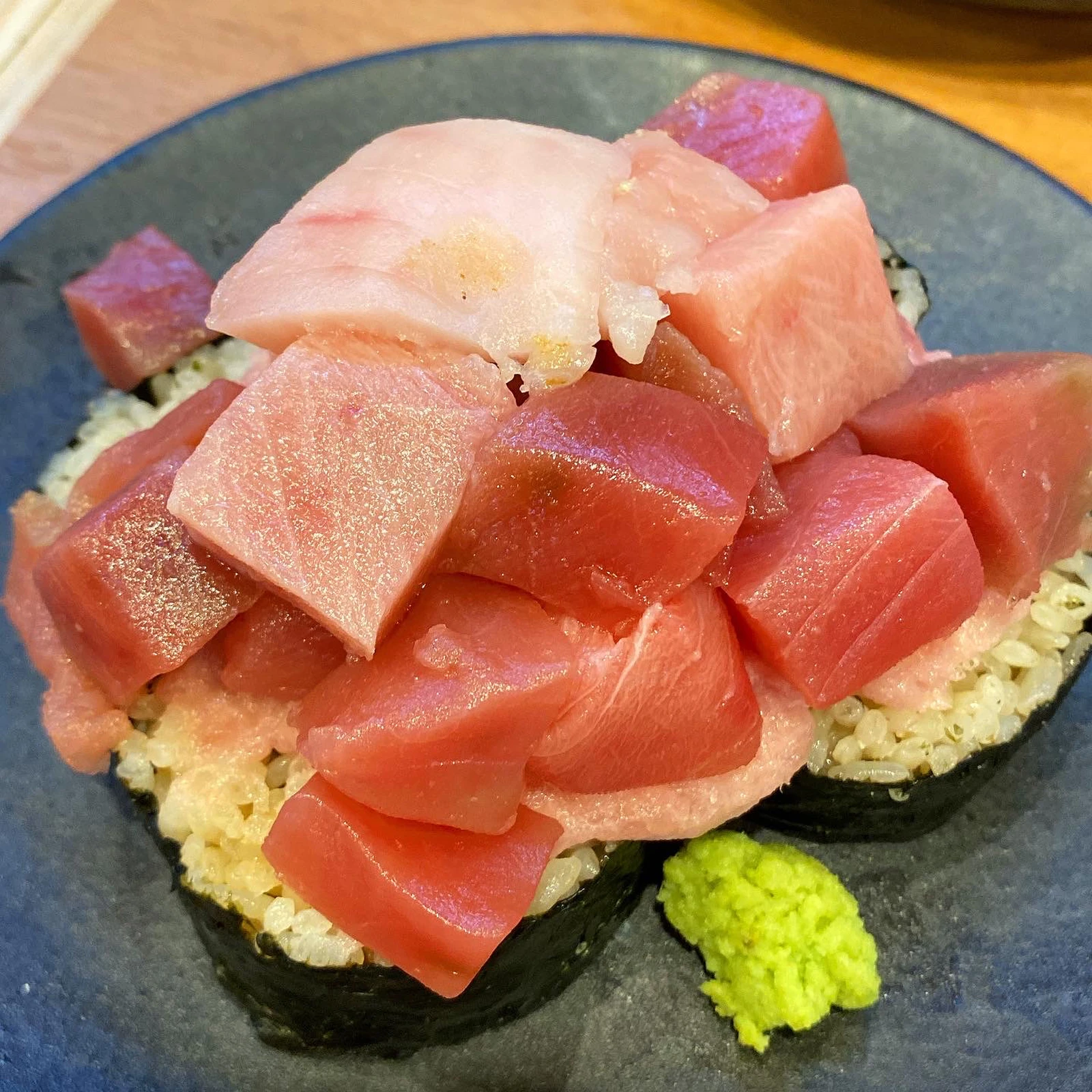 新宿 美味しい楽しいオシャレの3拍子 コスパ なすし居酒屋 大好物は高カロリーが投稿したフォトブック Lemon8