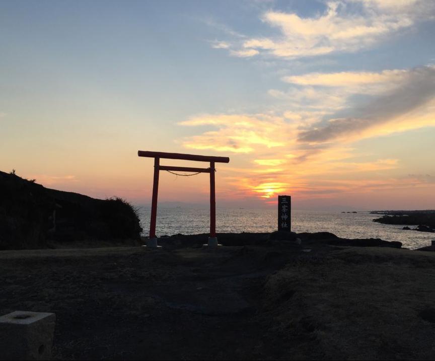 絶景 朝日と夕日の見える岬 Uryotaが投稿したフォトブック Sharee