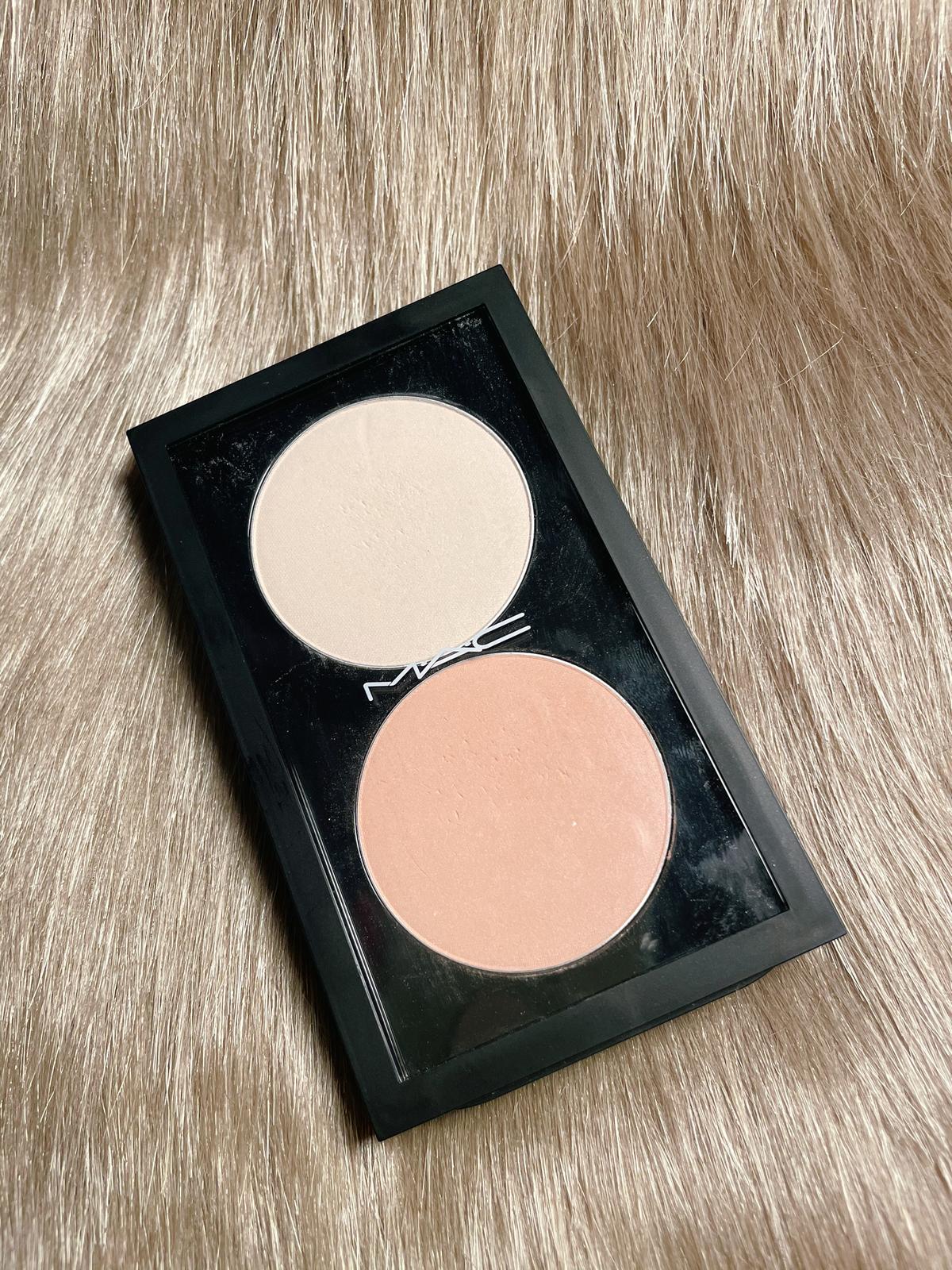 Mac表参道限定で有名ハイライト Riri が投稿したフォトブック Sharee