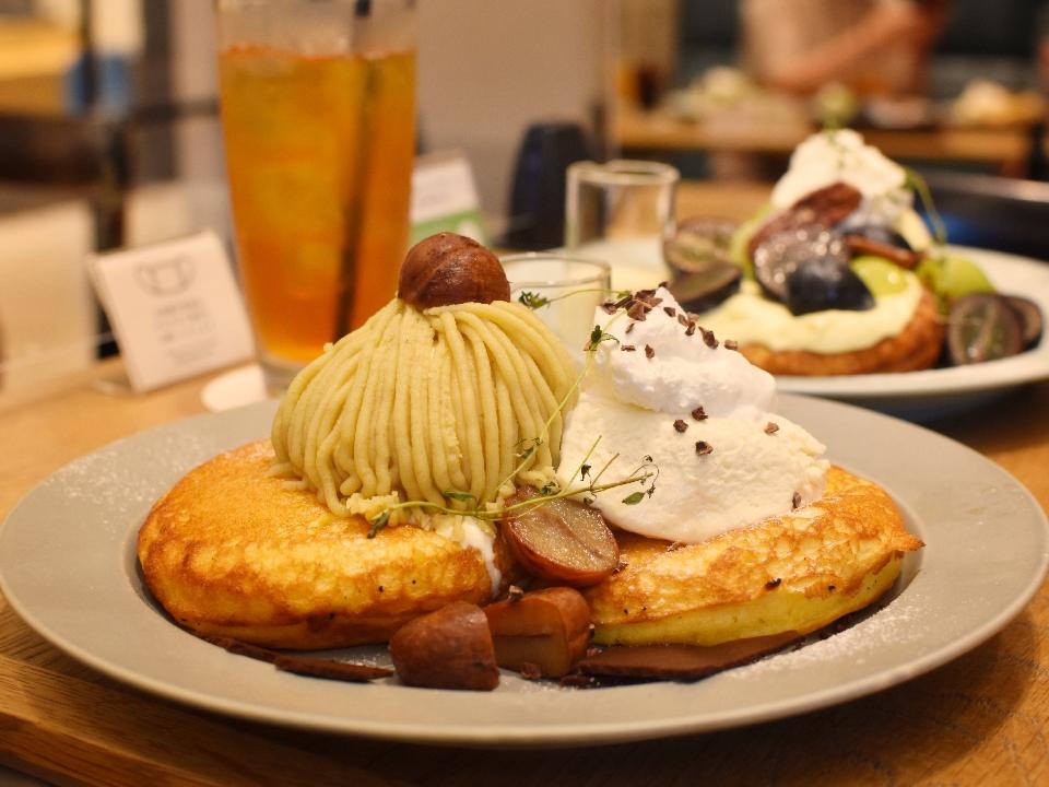 大阪市梅田 グランフロント大阪内のカフェ 旬のフルーツを合わせたカリふわパンケーキに大満足 よっしー関西グルメが投稿したフォトブック Lemon8