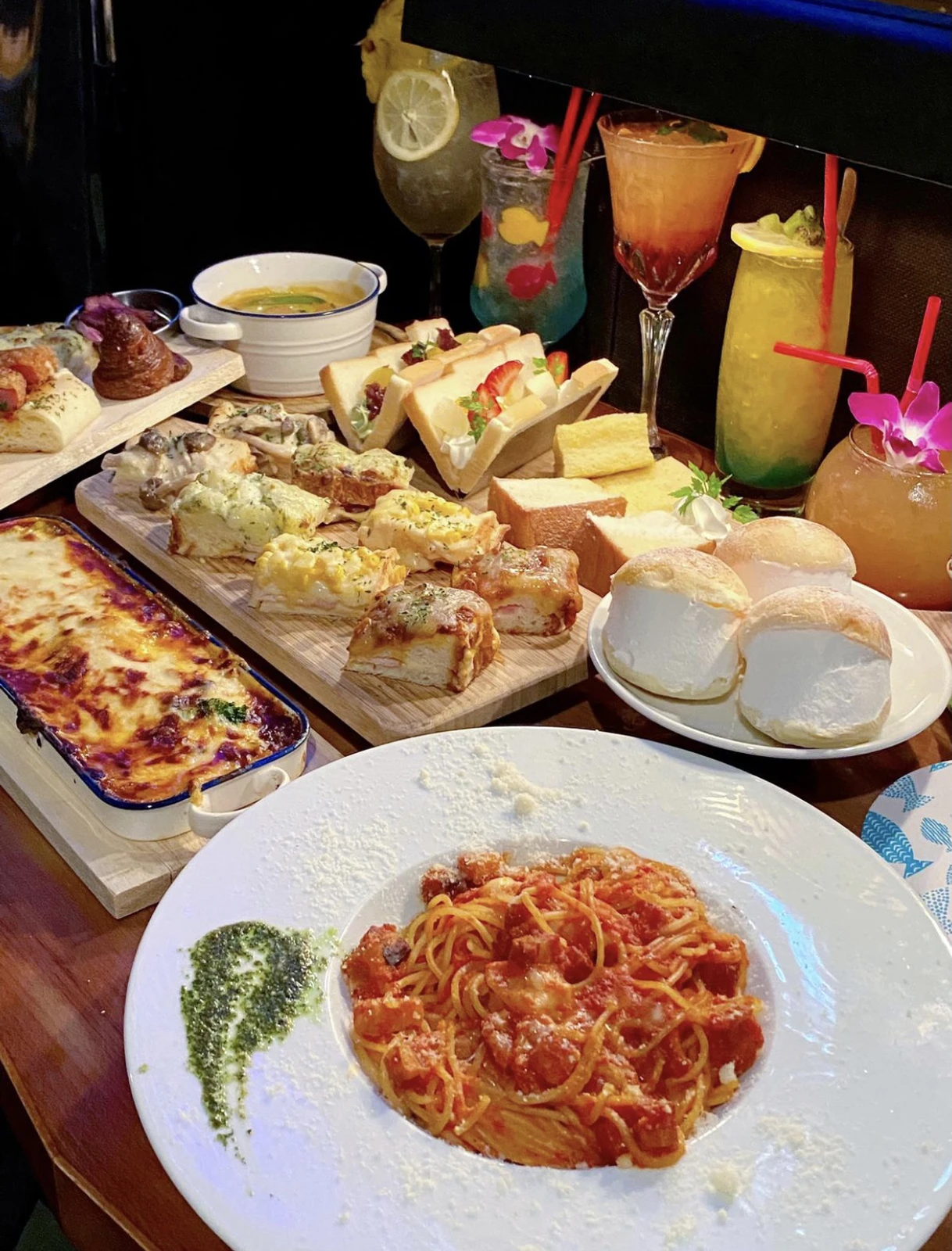 心斎橋ライム 大阪 心斎橋 高級食パン 高匠 食べ放題ランチ Fox Osakaが投稿したフォトブック Lemon8