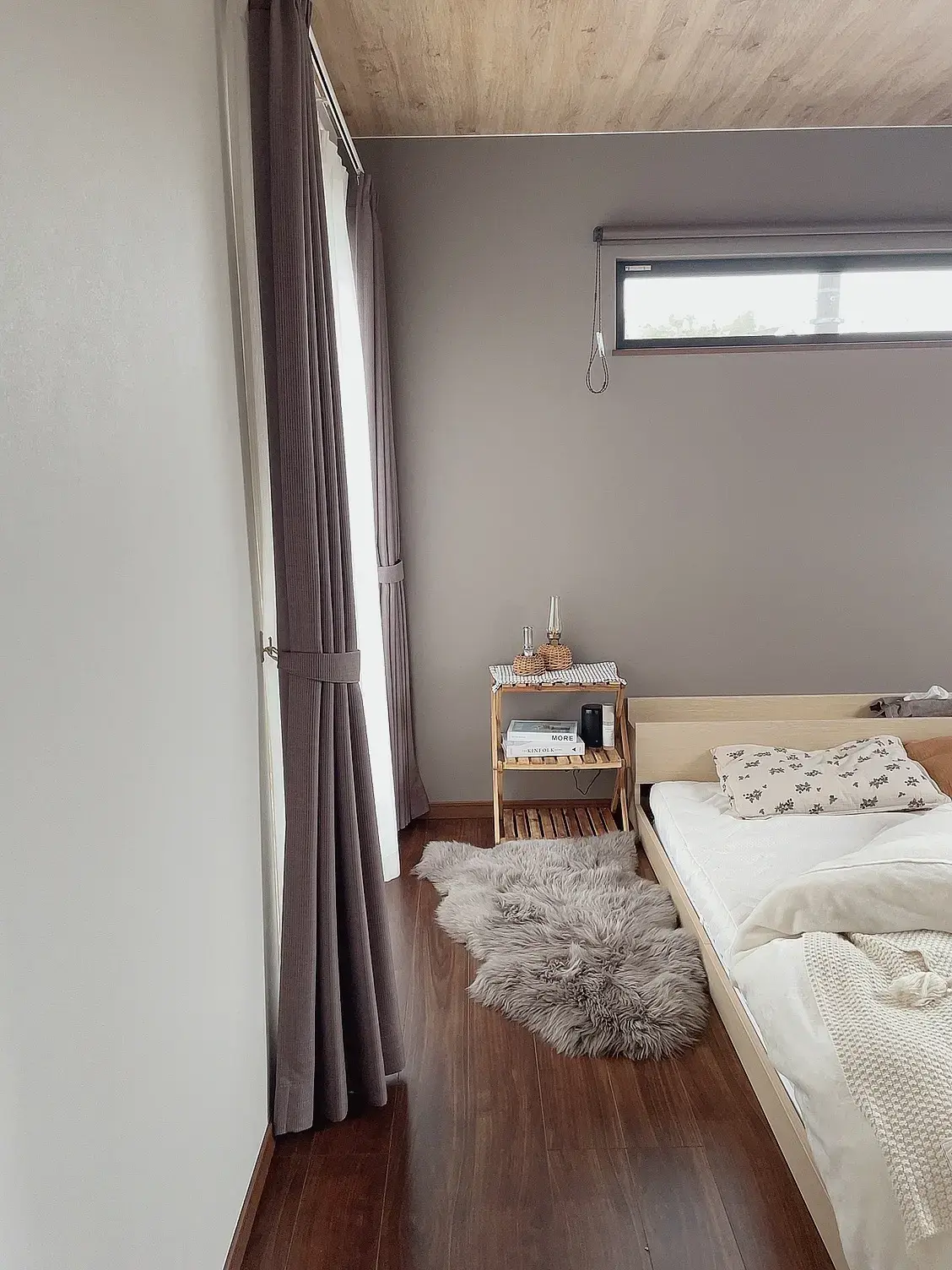 木目の天井がお気に入りの主寝室です Nana が投稿したフォトブック Lemon8