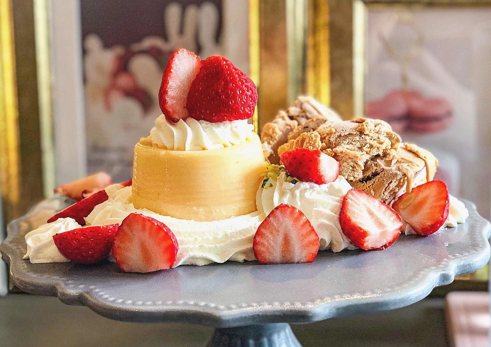 プリンアラモードが可愛い 横浜にある隠れ家カフェがとても映え間違いないんです カフェくるが投稿したフォトブック Lemon8