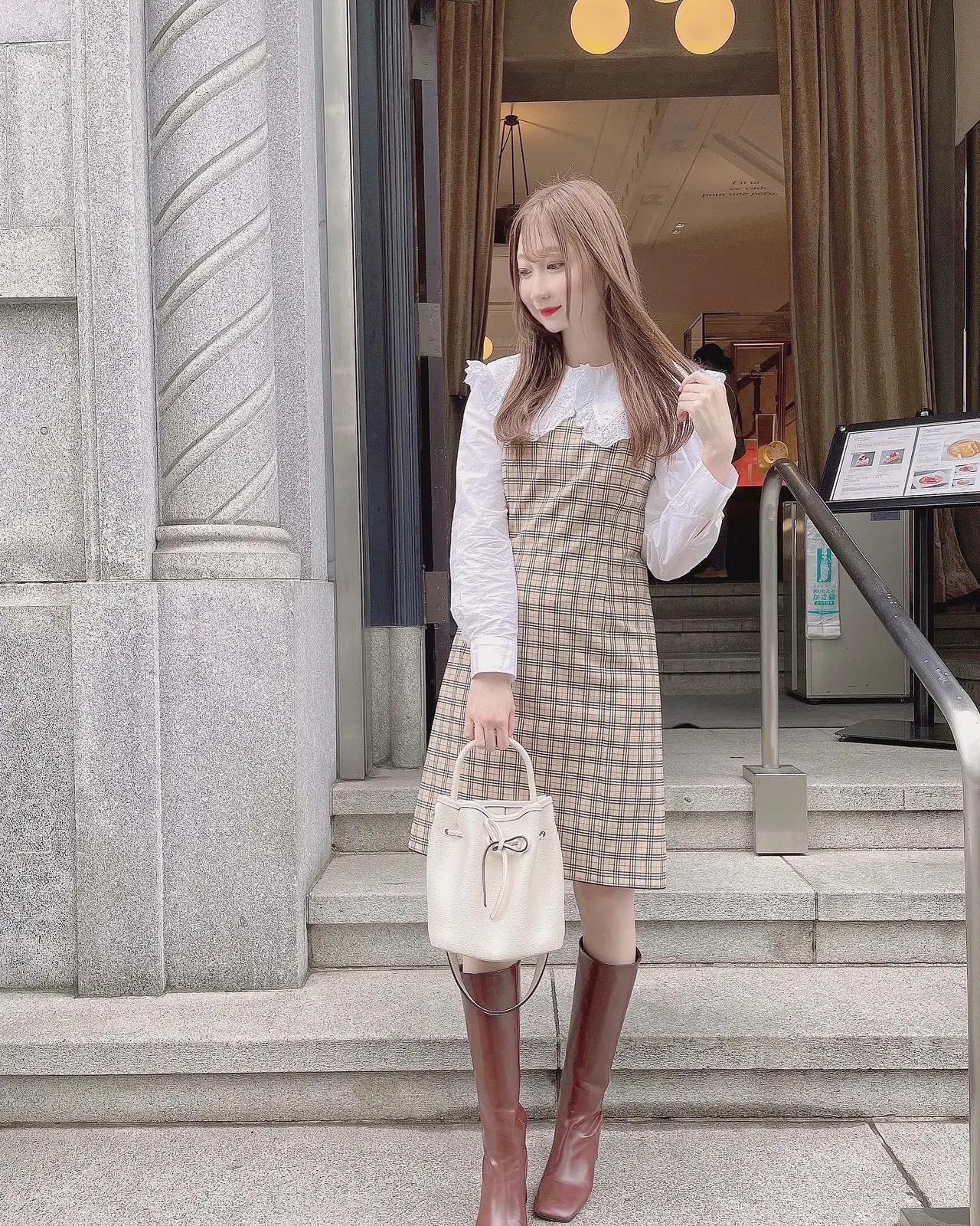 Burberry レトロなフレンチガーリーコーデ Nananyanが投稿したフォトブック Lemon8 Burberry レトロなフレンチガーリーコーデ Nananyanが投稿したフォトブック Lemon8