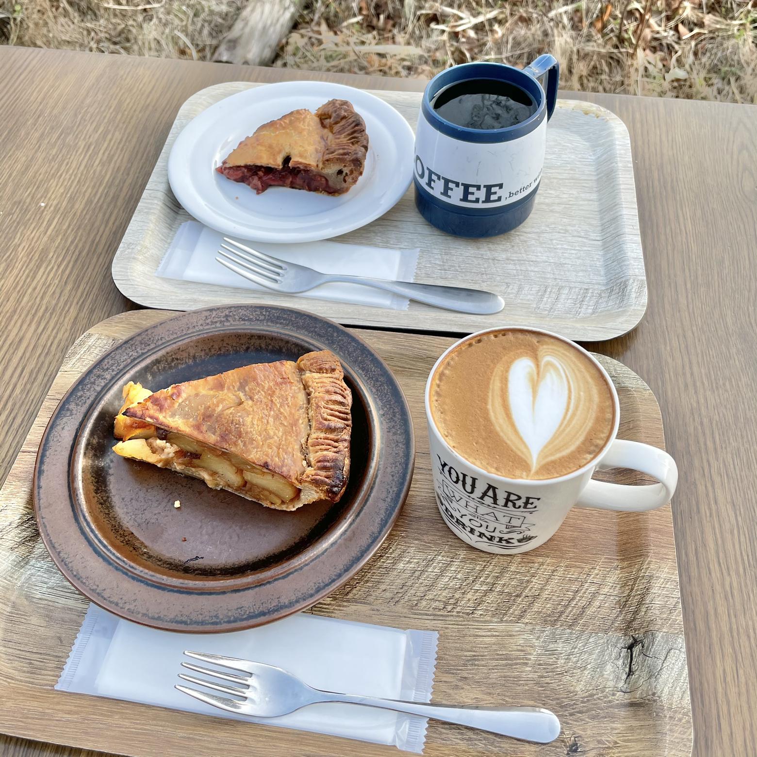 海浜幕張駅 超穴場カフェ知ってる オープン空間で美味しいアップルパイ Yopi 東京カフェが投稿したフォトブック Sharee