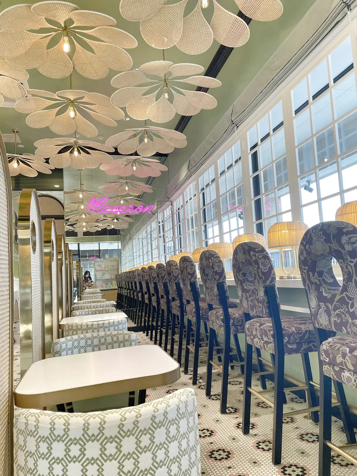 ラデュレ 御殿場アウトレット 限定おみやげ さゆ 旅プランが投稿したフォトブック Lemon8