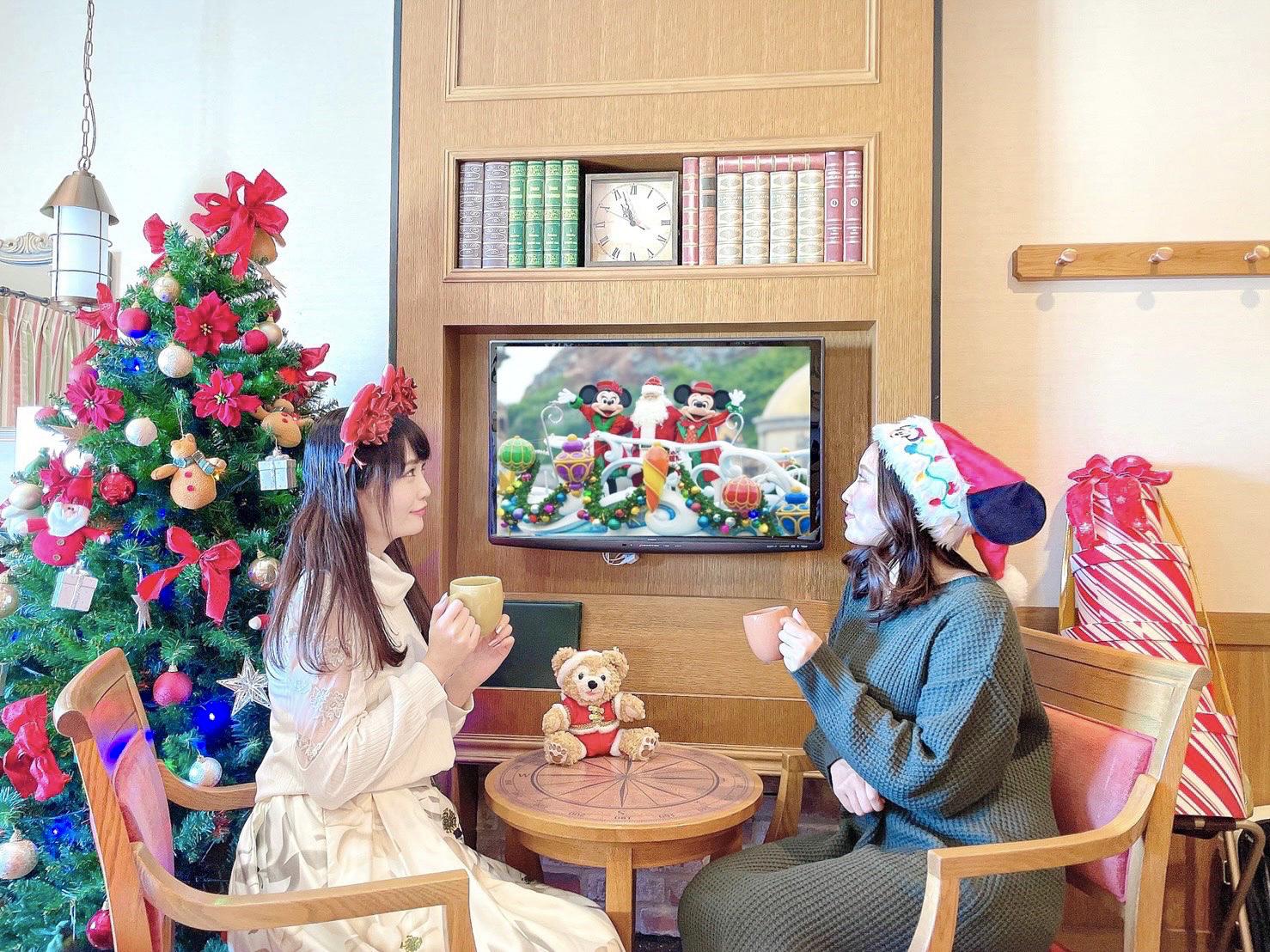 華やかなクリスマスルームでクリパ ホテル女子会 浅井麻里 まりりんが投稿したフォトブック Sharee
