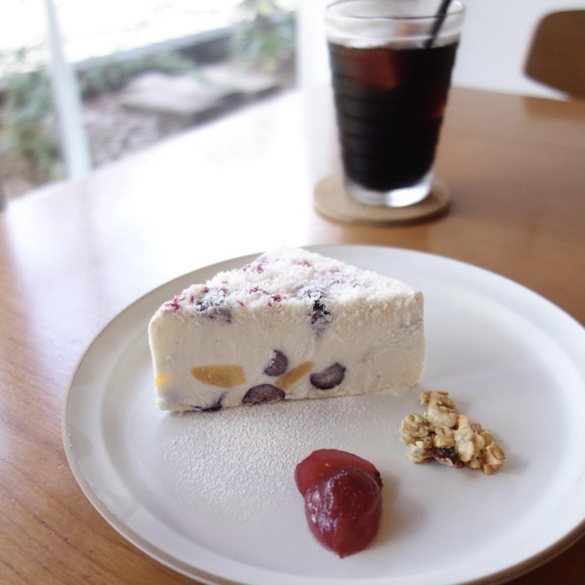 大阪 昭和町 リノベーション洋風長屋でアイスケーキ Sato8124が投稿したフォトブック Lemon8