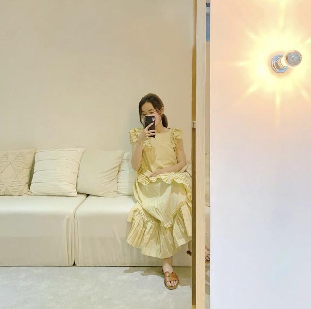 Hellohandsom コーディネートトップス ボトムス 早瀬順子が投稿したフォトブック Sharee Hellohandsom コーディネートトップス ボトムス 早瀬順子が投稿したフォトブック Sharee