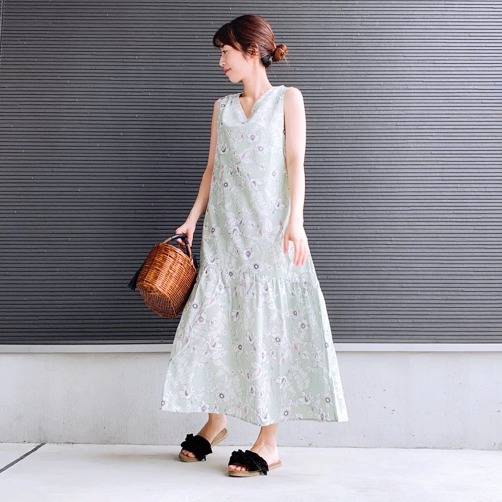 プチプラなのに高見え ノスタルジアのワンピース たけまいが投稿したフォトブック Lemon8