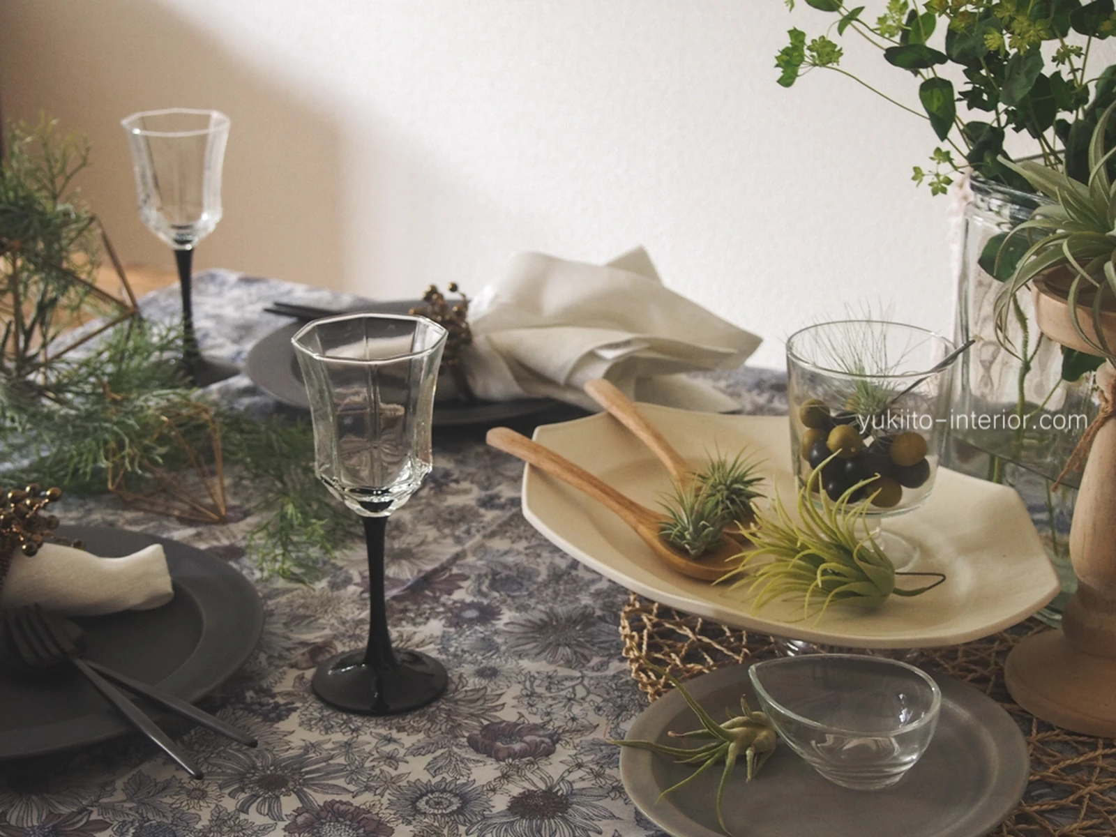 テーブルクロスは代用できる Yukey Mが投稿したフォトブック Lemon8