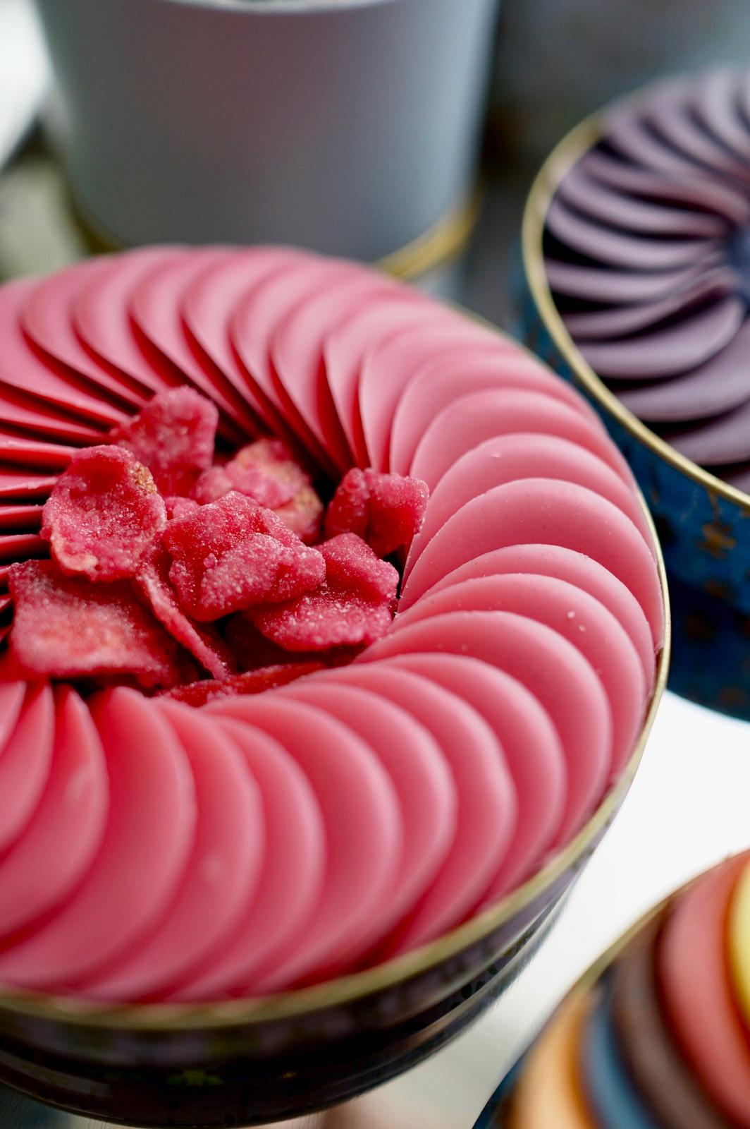 ボワシエ 花びらチョコレートとキャンディー Nobu Hayaが投稿したフォトブック Lemon8