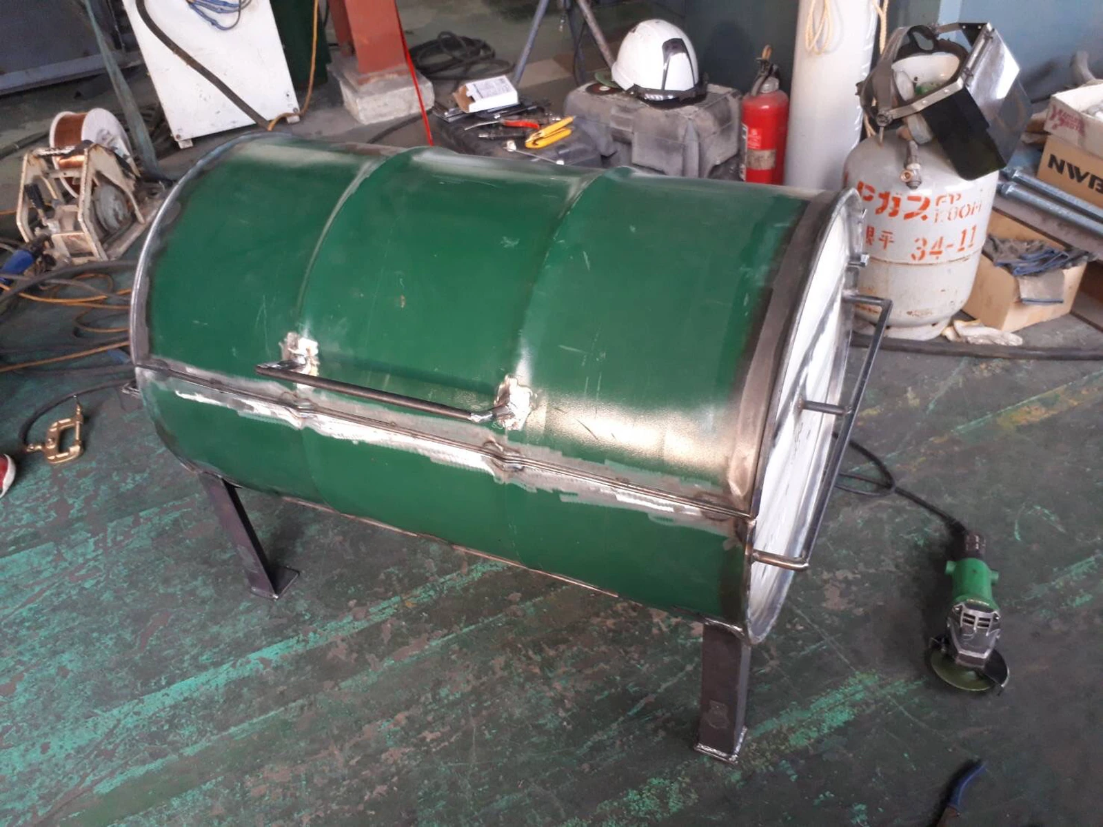 ドラム缶で焼き芋を保温する製作依頼 かっちゃんのドラム缶が投稿したフォトブック Lemon8