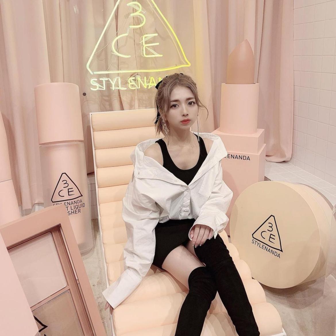 低身長 韓国コーデ Erinko0315が投稿したフォトブック Lemon8