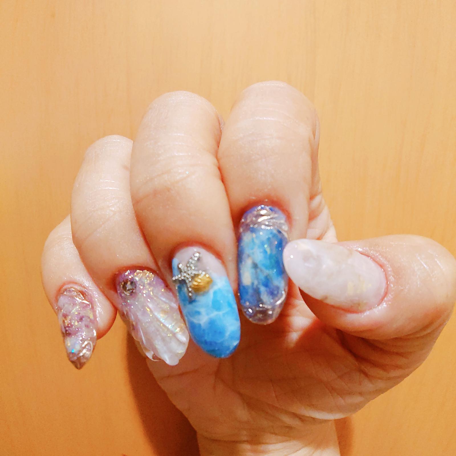 お盆休みのネイル きのしたともこが投稿したフォトブック Lemon8