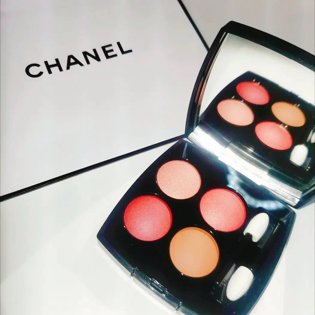 マスクメイクは目元に 血色感 が生まれて元気に見えるchanelの 赤 がかわいい Minami Beautyが投稿した記事 Lemon8