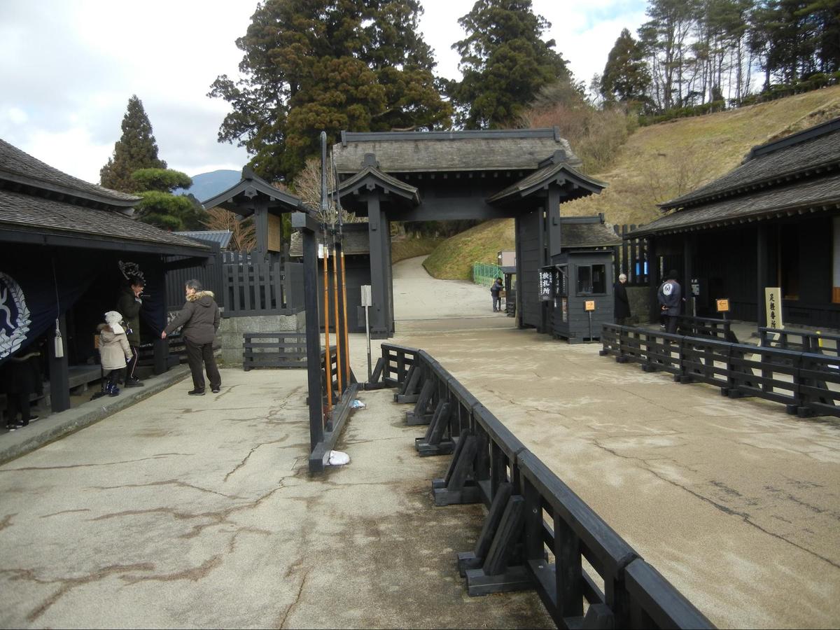 入鉄砲と出女を監視した箱根の関所 箱根宿 三島宿 トモカズが投稿した記事 Lemon8