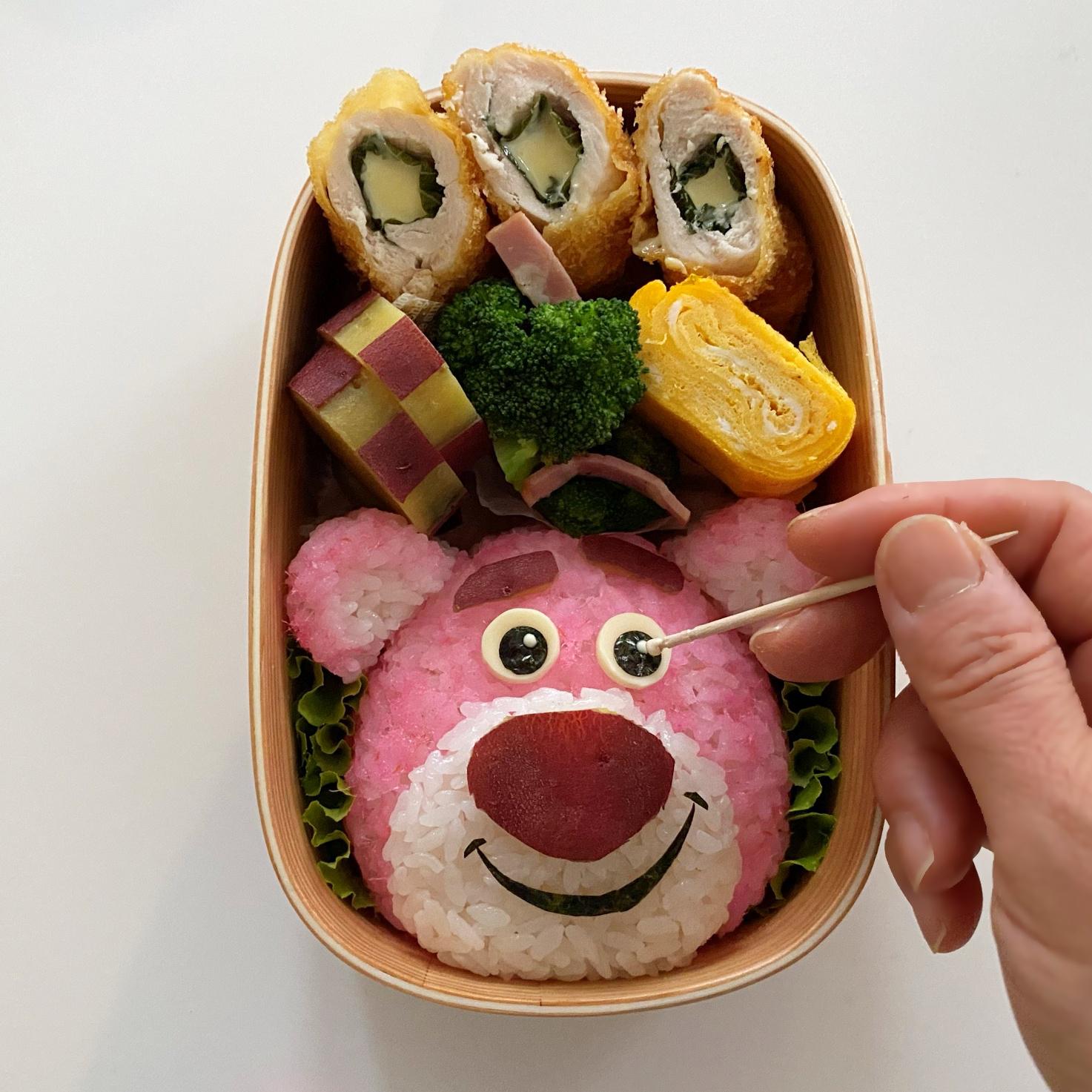 今日のお弁当 トイ ストーリー ロッツォのキャラ弁 Momokyarabenが投稿したフォトブック Sharee