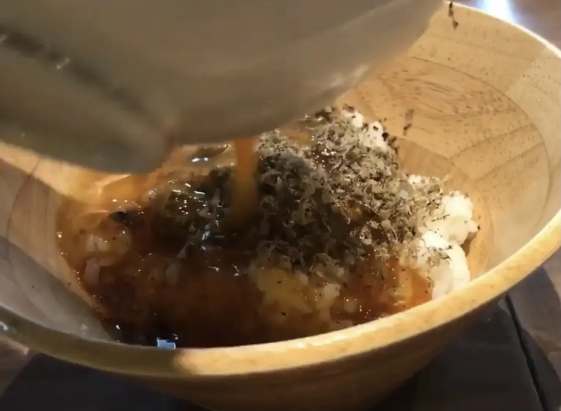 いくら ウニ キャビアの贅沢丼 店名が51字もあるお店 たべめぐみが投稿したフォトブック Lemon8