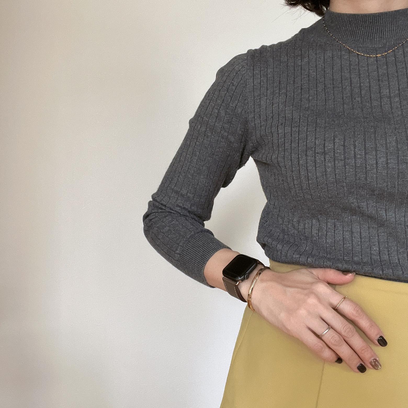 イエロー グレーコーデ Tomot Otomoが投稿したフォトブック Lemon8