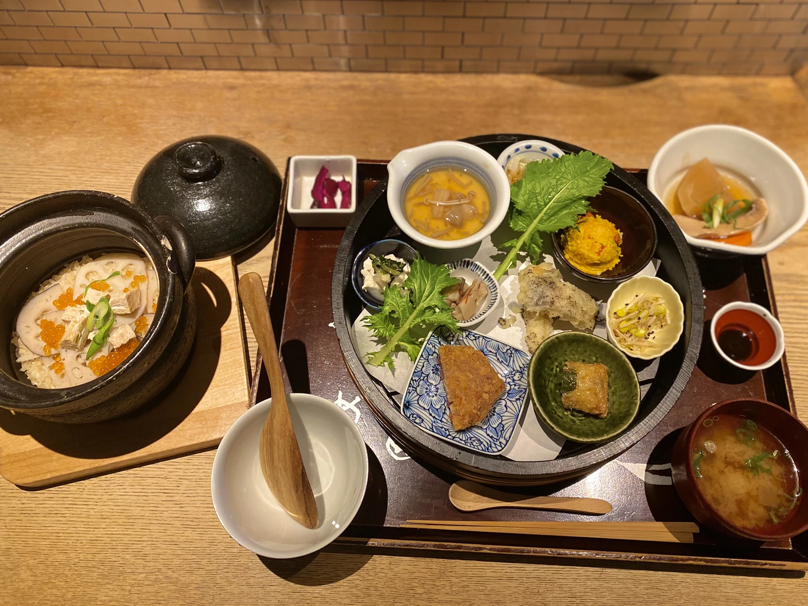 表参道ヒルズで和食ランチ 尾台彩香 おだいさやか ぐるめが投稿したフォトブック Lemon8