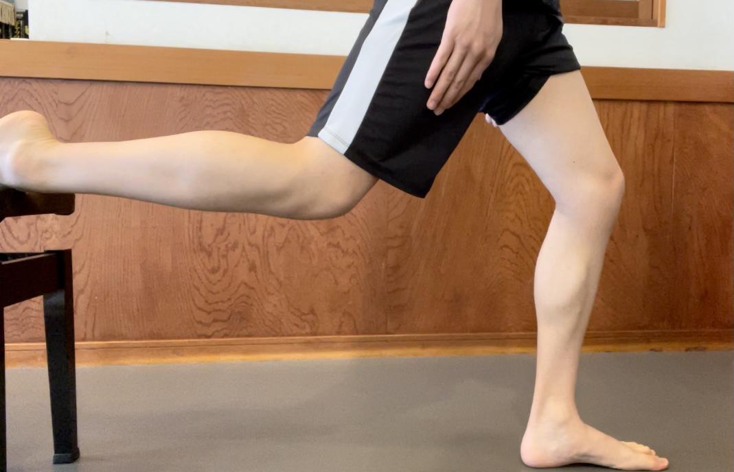 女性用 脚を細くするための ブルガリアンスクワット ケイスケブログ 筋トレ大学生が投稿したフォトブック Sharee