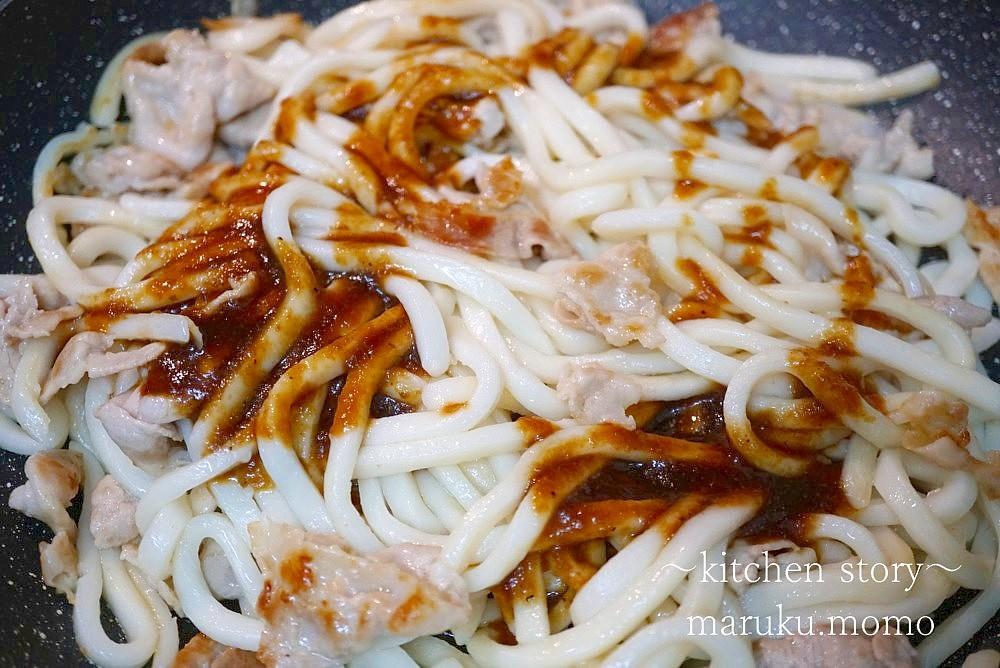包丁もまな板も使いたくない 焼き肉のタレで簡単 すき焼き風うどん 桃咲マルクが投稿した記事 Lemon8