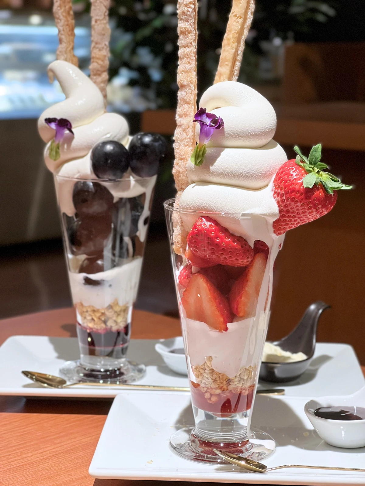 名古屋市 栄 新鮮フルーツとコクのあるソフトクリームが堪らないboncafeのパフェ Chii5951が投稿したフォトブック Lemon8
