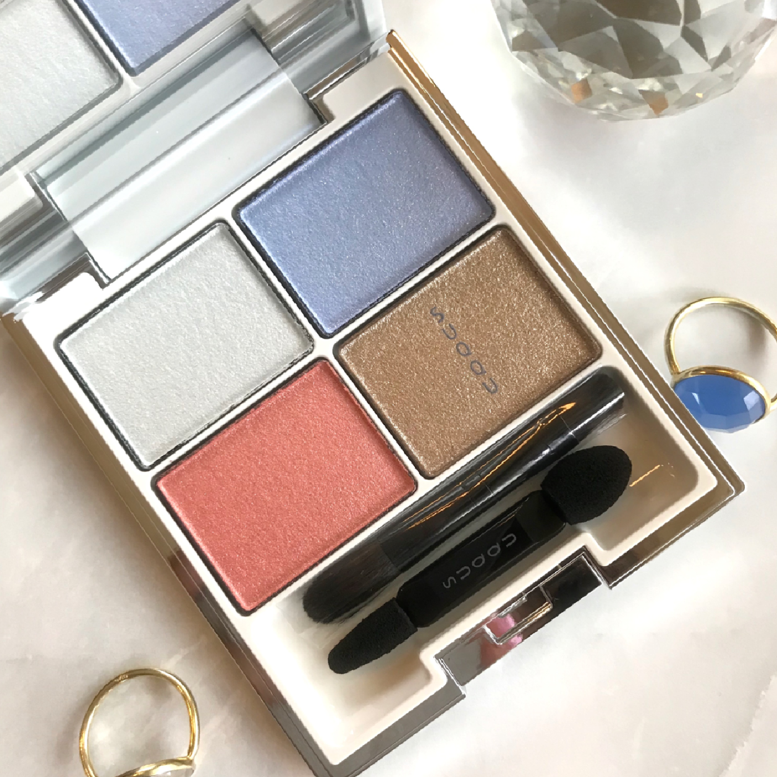 くすみカラーが苦手な人注目 Suqqu新作 限定アイシャドウパレット 凍夏 Kameiが投稿した記事 Sharee