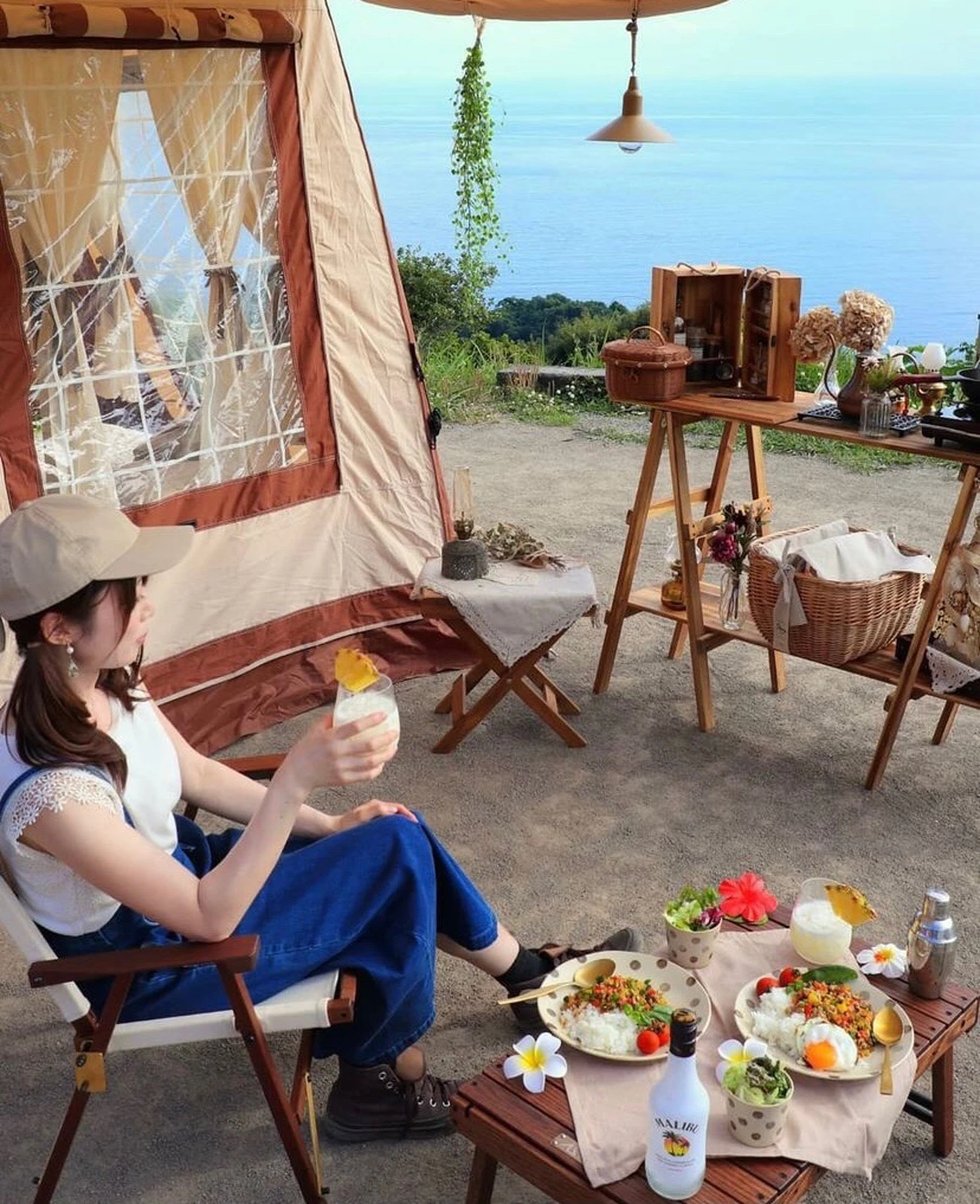 海を眺め出来る山の頂上の女子キャンプ 橋爪が投稿したフォトブック Lemon8