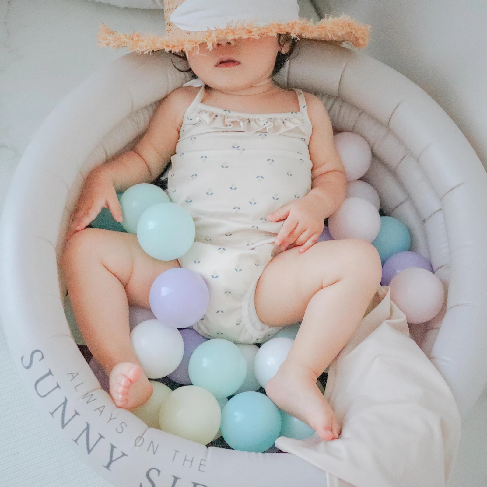 メール便送料無料対応可 3coins スリーコインズ ボールプール ベビー プール カラーボール Www Omd Clinic Com