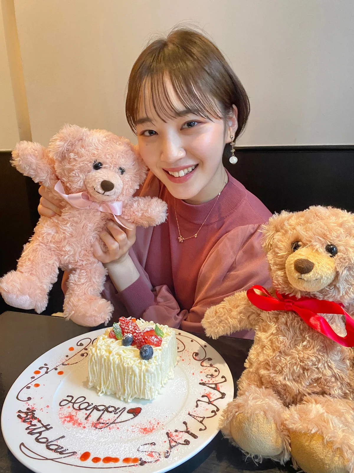 代官山 おしゃれレストランで誕生日ランチ 尾台彩香 おだいさやか ぐるめが投稿したフォトブック Lemon8