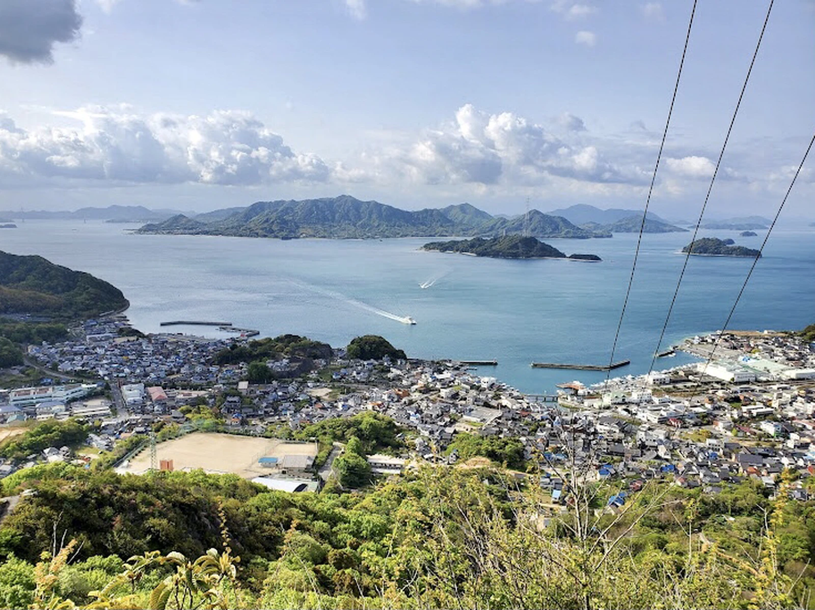 瀬戸内海の絶景を一望するなら 広島 ど田舎のポンコツが投稿したフォトブック Lemon8