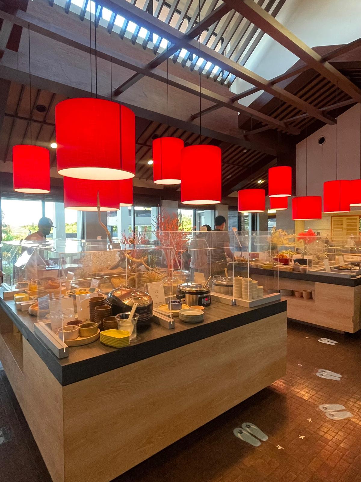 小浜島 リゾナーレ小浜島の夕食ビュッフェ プロ遊び人 Momoが投稿したフォトブック Lemon8