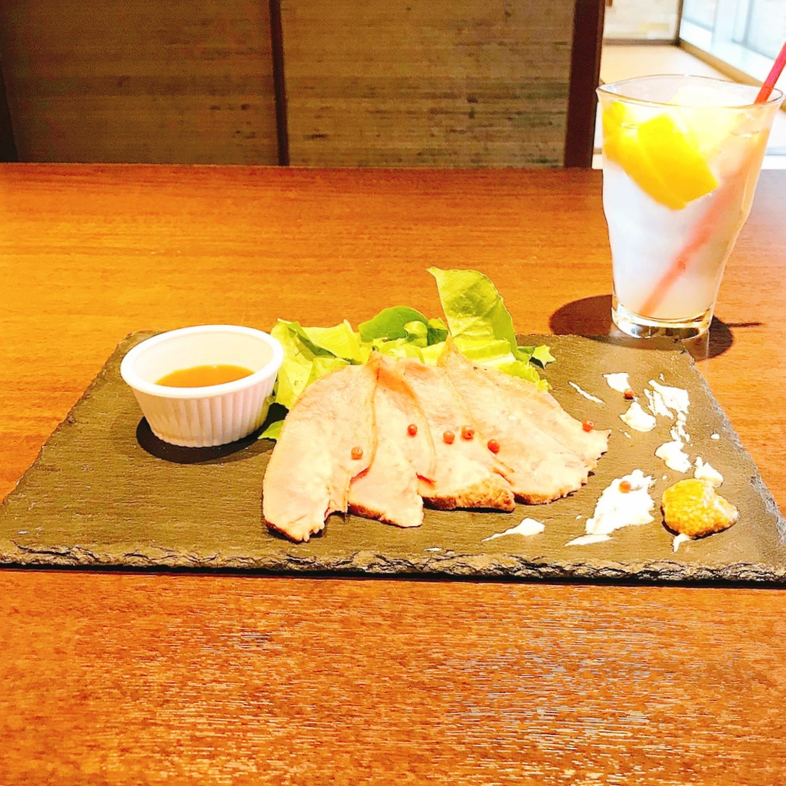 浦和で牛タンの創作料理を堪能 うま囲 浦和西口店 青木孝文が投稿したフォトブック Lemon8