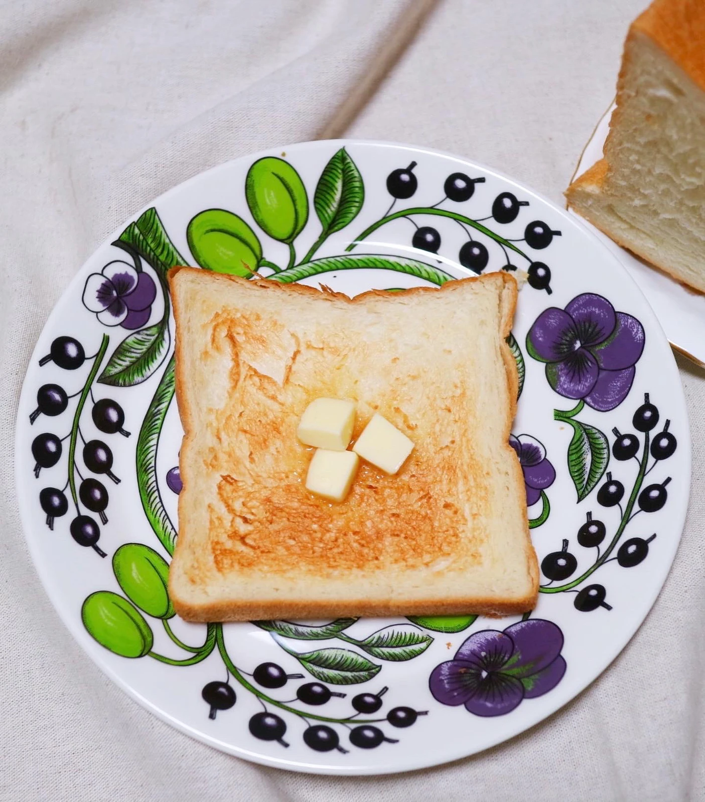 高級食パン専門店 花みつ お取り寄せパン らんらんらんちと甘いもんが投稿したフォトブック Lemon8