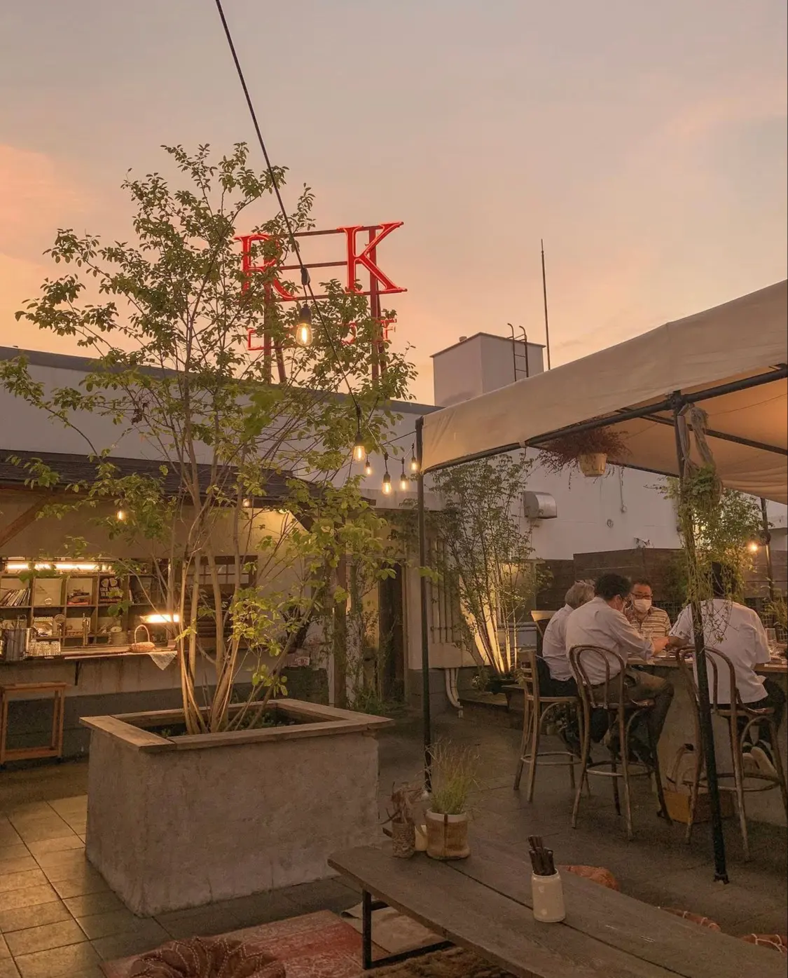 高崎 屋上で乾杯 本当は教えたくない大好きなルーフトップレストラン Rk Loof ｋａｎｏｎ が投稿したフォトブック Lemon8