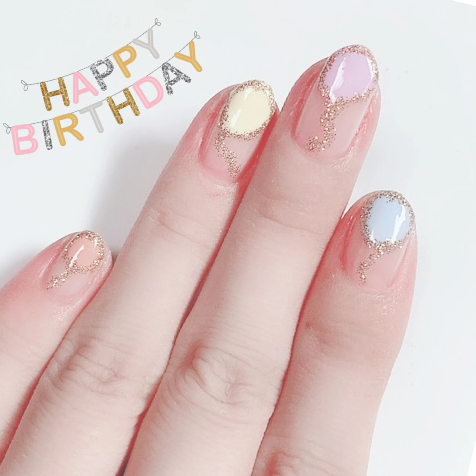 お友達の誕生日ネイル Yukiko15が投稿したフォトブック Lemon8 お友達の誕生日ネイル Yukiko15が投稿したフォトブック Lemon8
