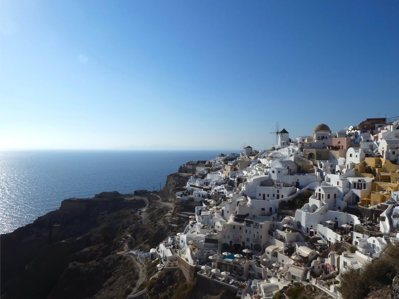 ギリシャ 世界一の夕日 サントリーニ島 イアの街 Mako 絶景トラベルが投稿したフォトブック Lemon8