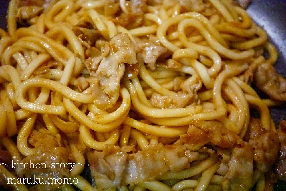 包丁もまな板も使いたくない 焼き肉のタレで簡単 すき焼き風うどん 桃咲マルクが投稿した記事 Sharee
