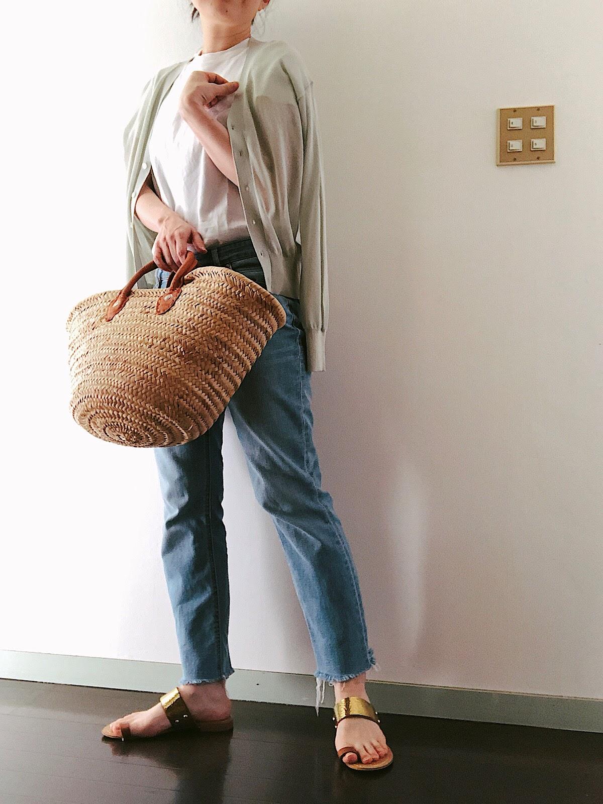 40代コーデ Guのドルマンシアーカーディガンが使える 春夏の着こなし３スタイル ファデラックスが投稿した記事 Sharee