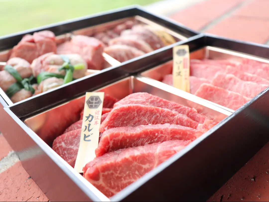 近江牛のホルモン一頭買いだからできる、新鮮なホルモンなどが、おうちで食べられる焼き肉屋さんセットの画像