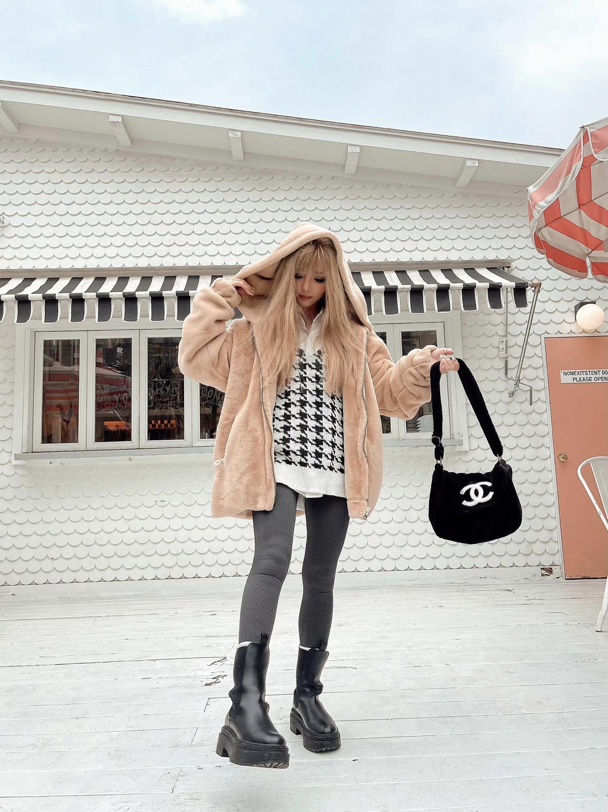 バレンタイン海外風デートコーデ Lehua Tomoが投稿したフォトブック Lemon8