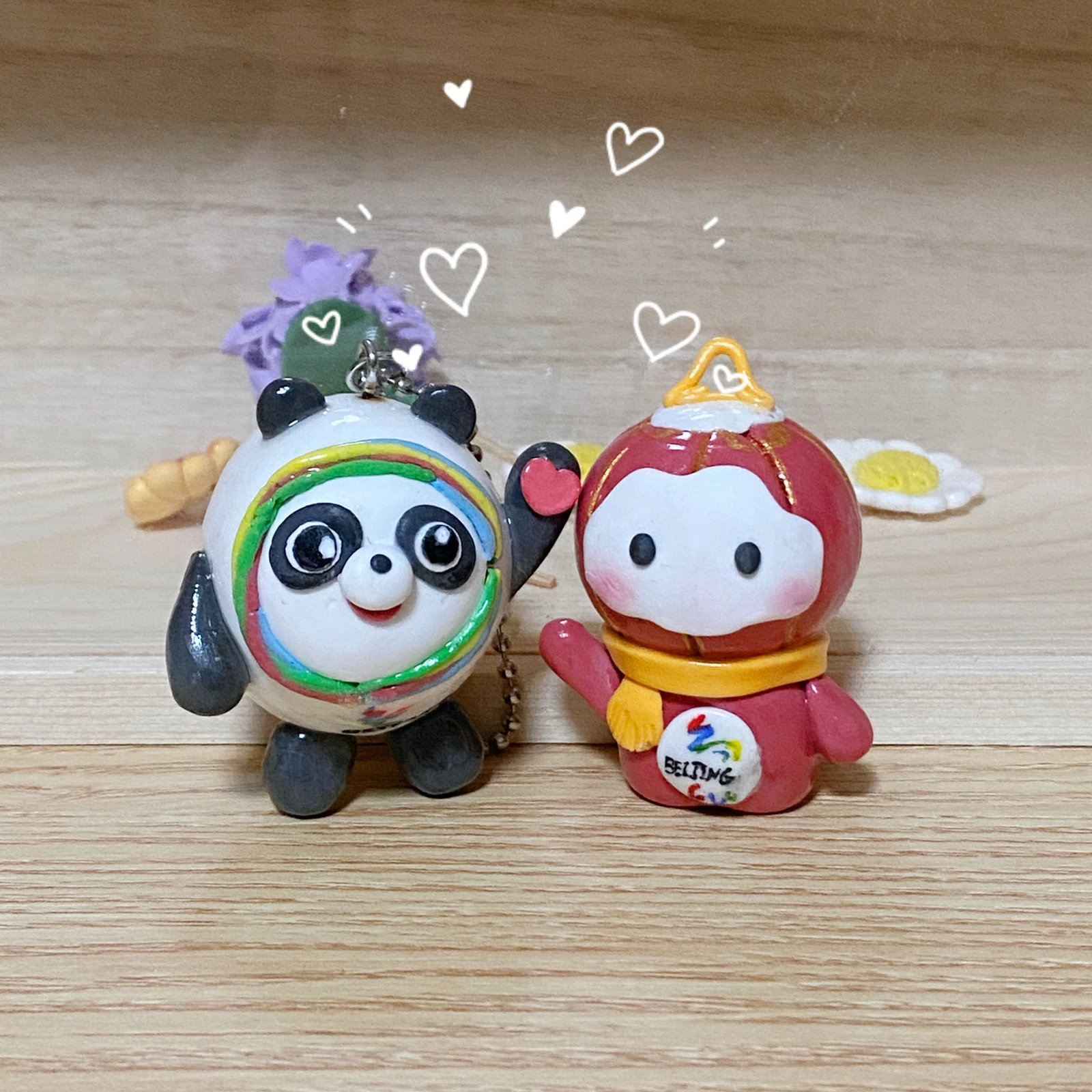 粘土日記 北京オリンピックマスコット ビンドゥンドゥン と シュエロンロン を作ってみた Meimeiiiii051 が投稿したフォトブック Lemon8 粘土日記 北京オリンピックマスコット ビンドゥンドゥン と シュエロンロン を作ってみた Meimeiiiii051 が投稿したフォトブック Lemon8