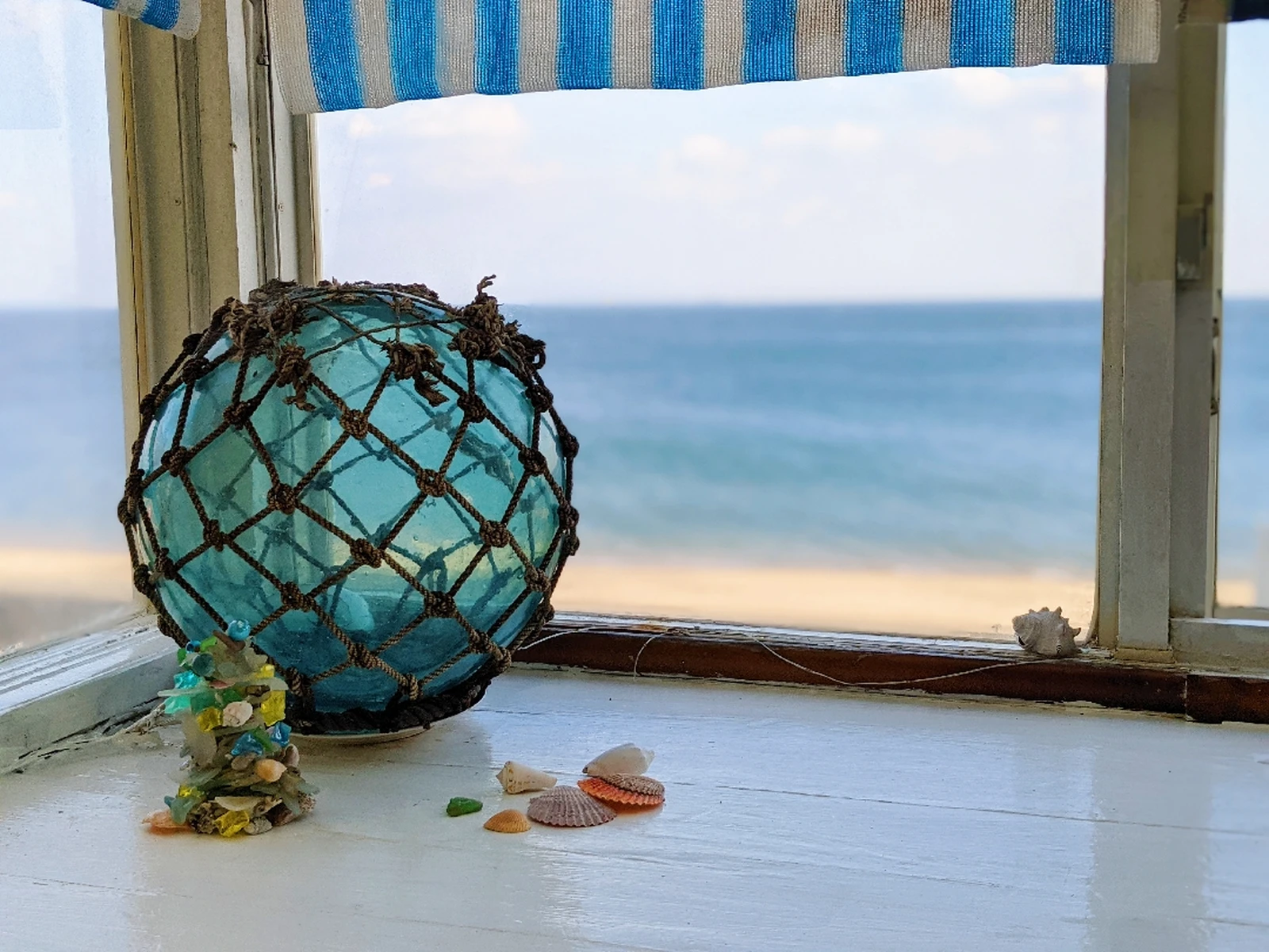 海の見えるcafe おしゃれ 冬の海もすき Koshi37が投稿したフォトブック Lemon8