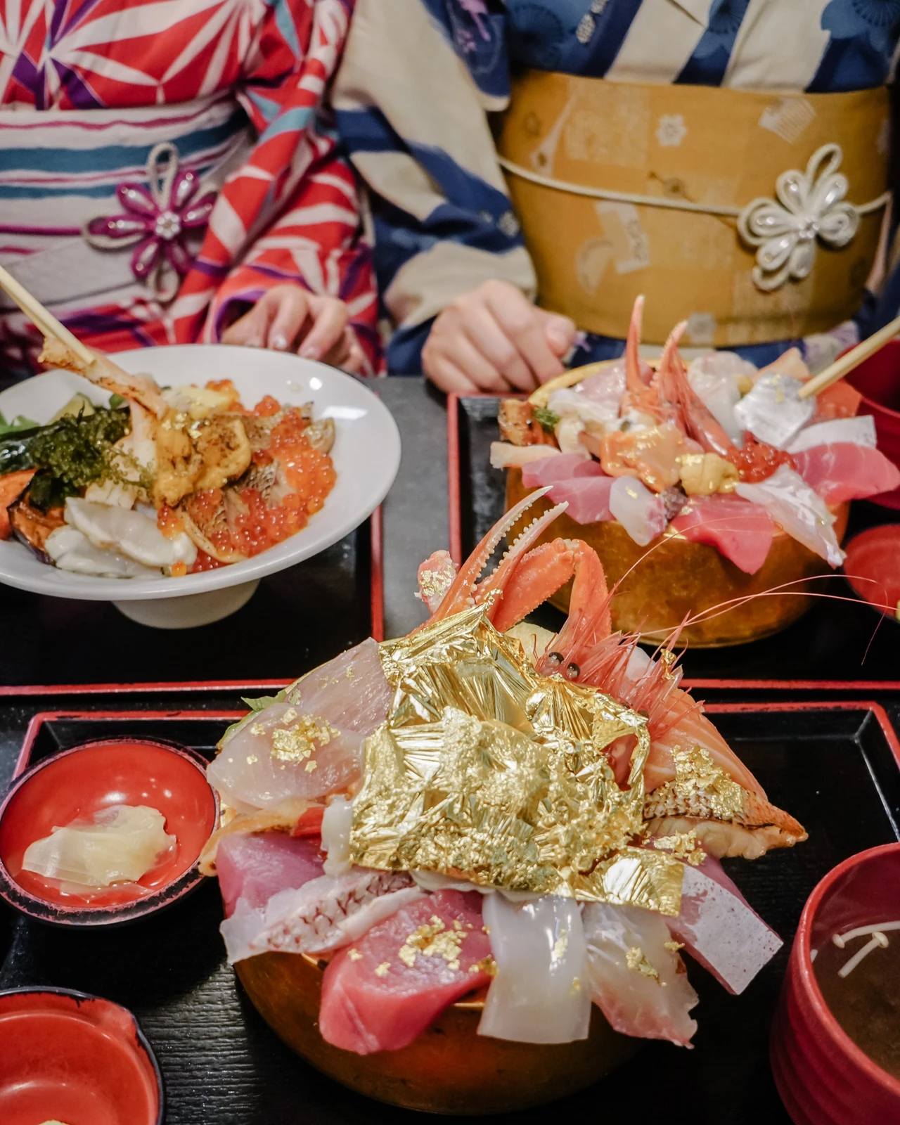 金沢 近江町市場 行列必須 海鮮丼を食べるなら 井ノ弥 土屋香奈 金沢女子旅が投稿したフォトブック Lemon8