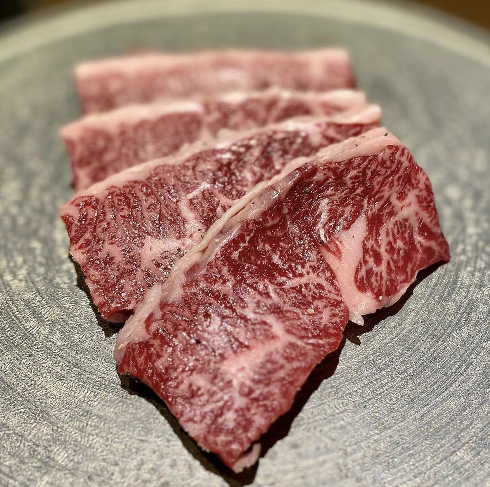 新宿 新宿に出来たオシャレ焼肉はコスパ高く和牛を楽しめる 66shukiが投稿したフォトブック Lemon8